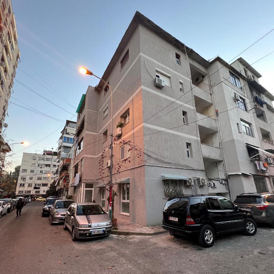 Grand Park & Bllok Area Rooms Тирана Екстер'єр фото